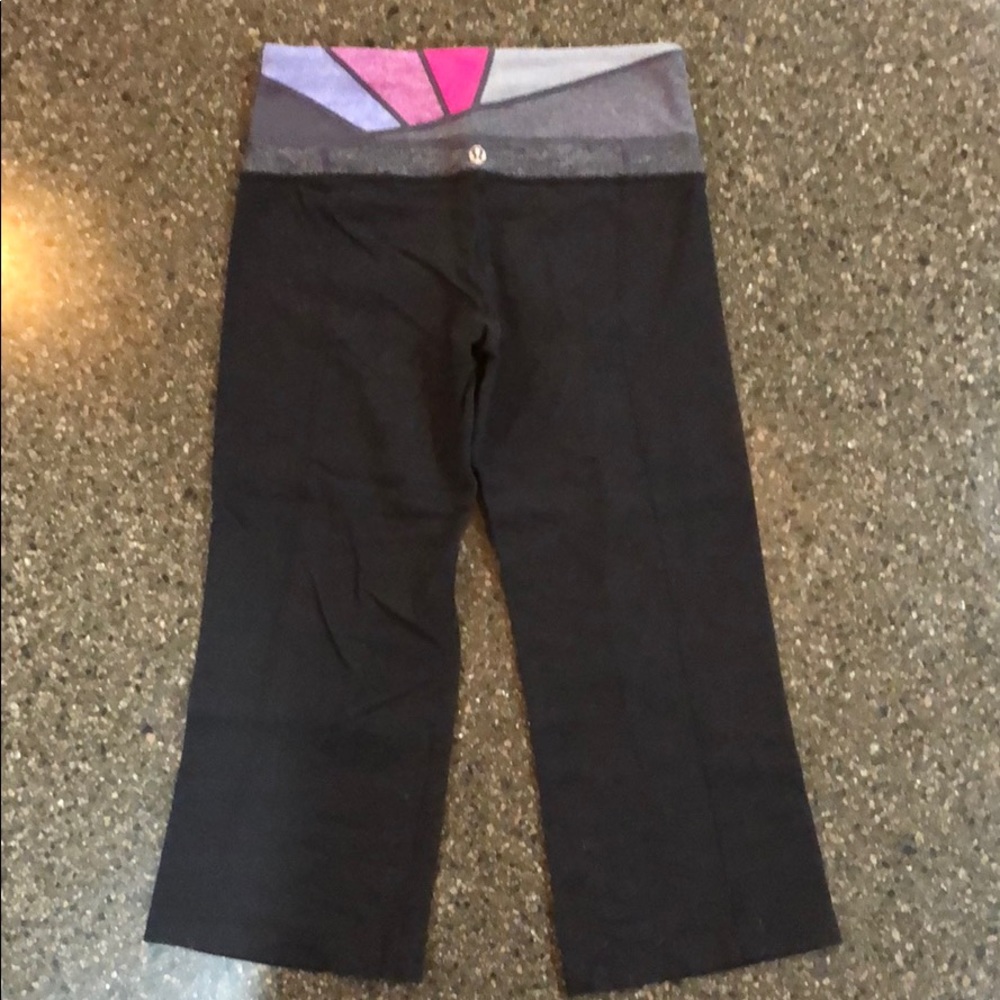 Lululemon Groove Crop 4
